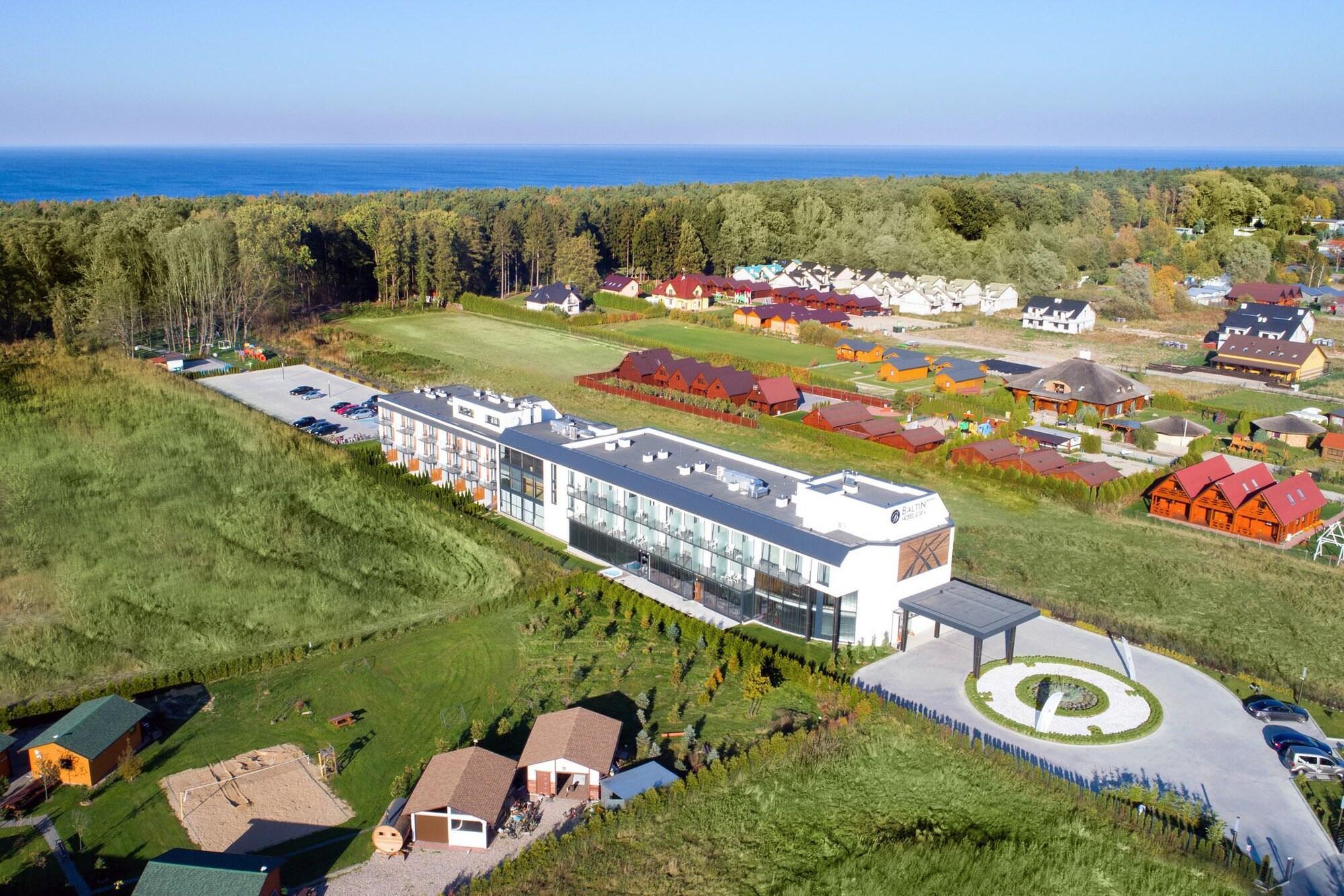 Baltin Hotel & Spa **** ミエルノ エクステリア 写真