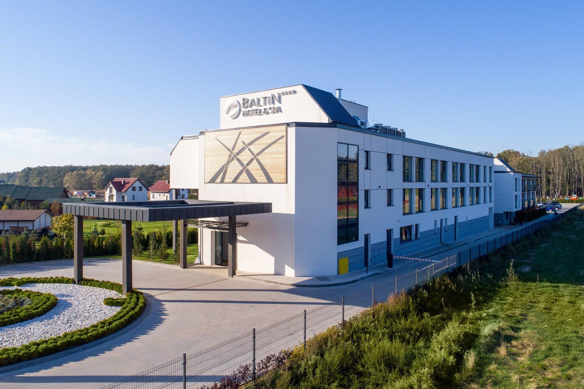 Baltin Hotel & Spa **** ミエルノ エクステリア 写真