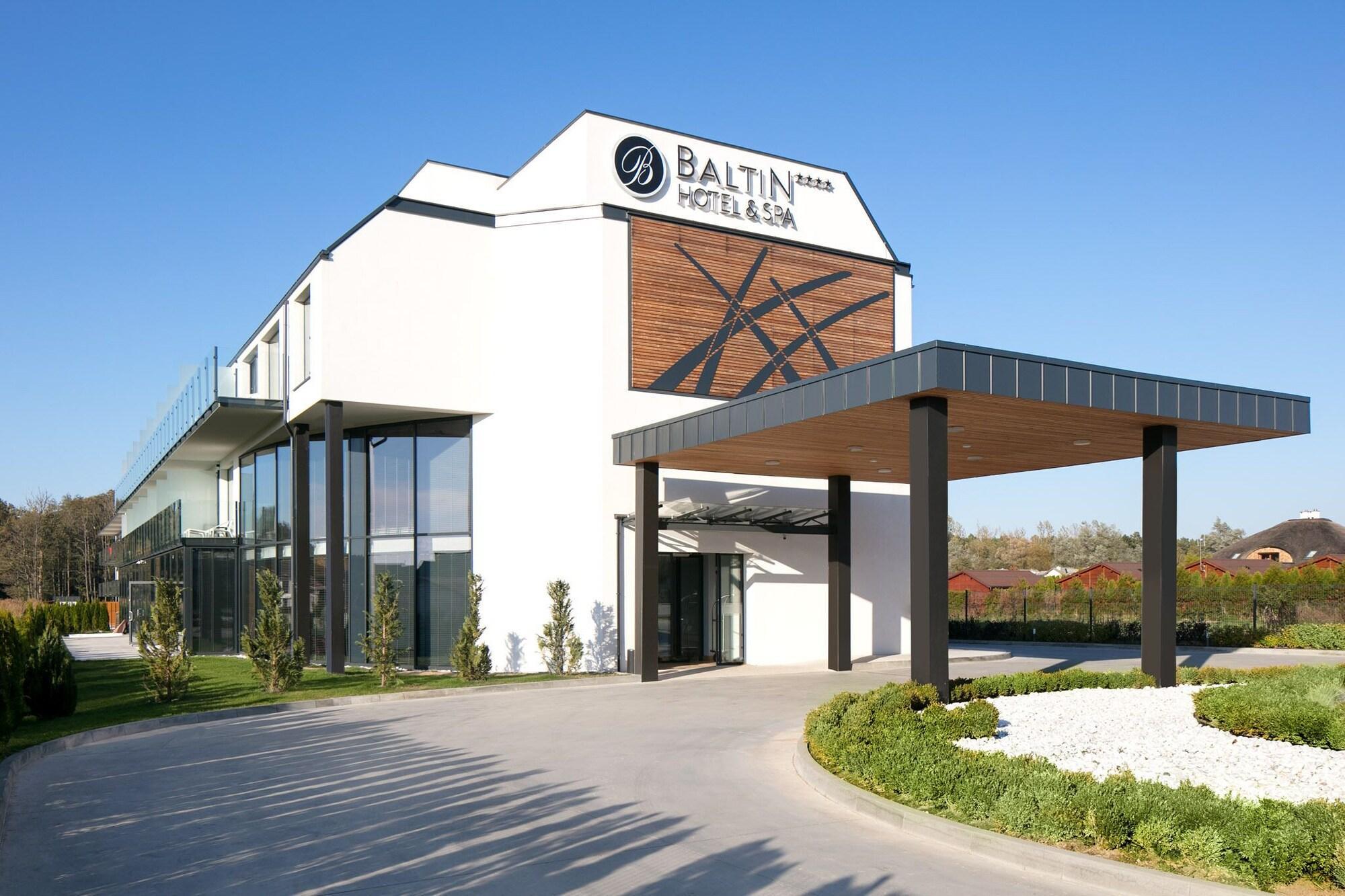 Baltin Hotel & Spa **** ミエルノ エクステリア 写真