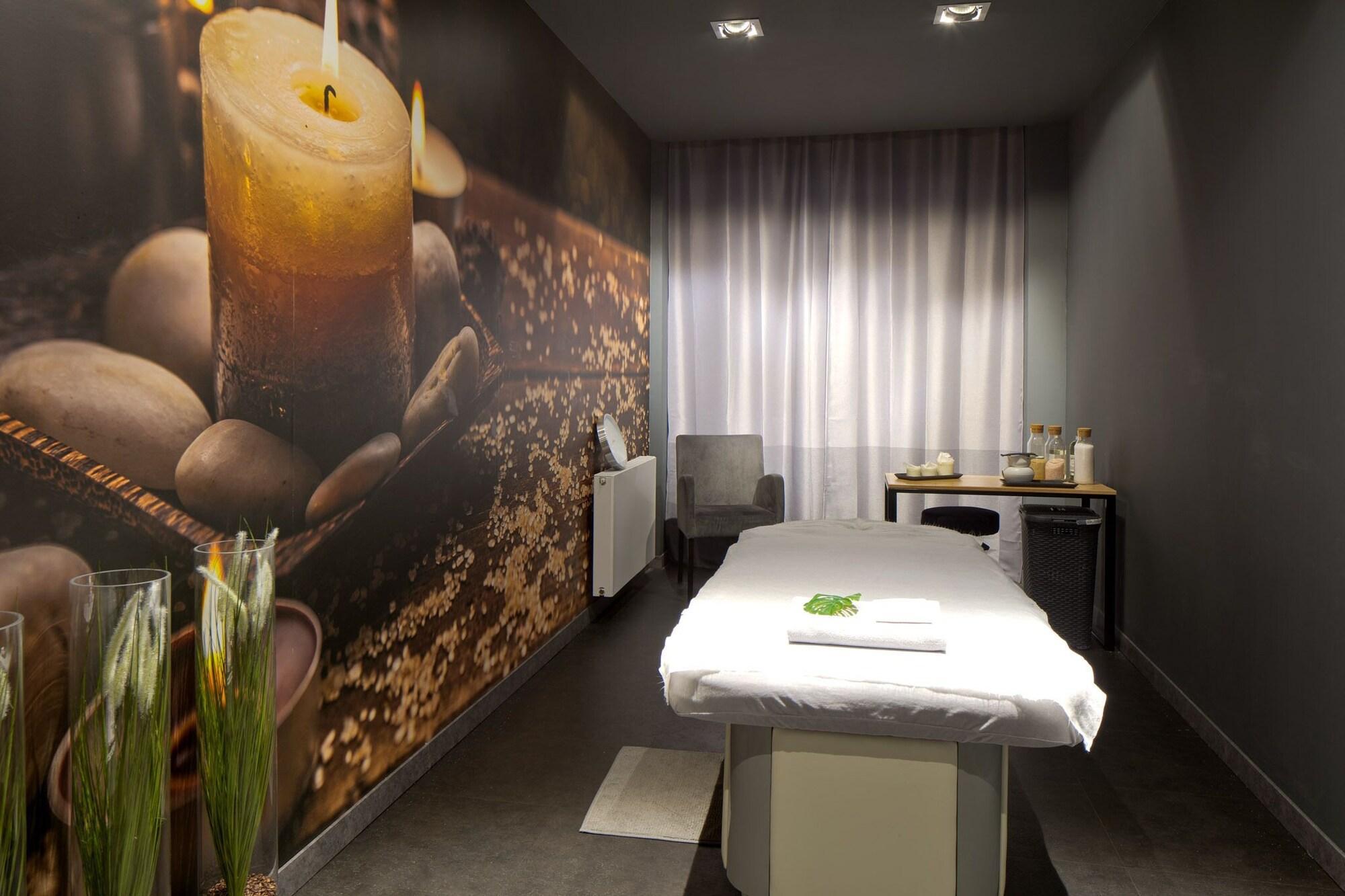 Baltin Hotel & Spa **** ミエルノ エクステリア 写真