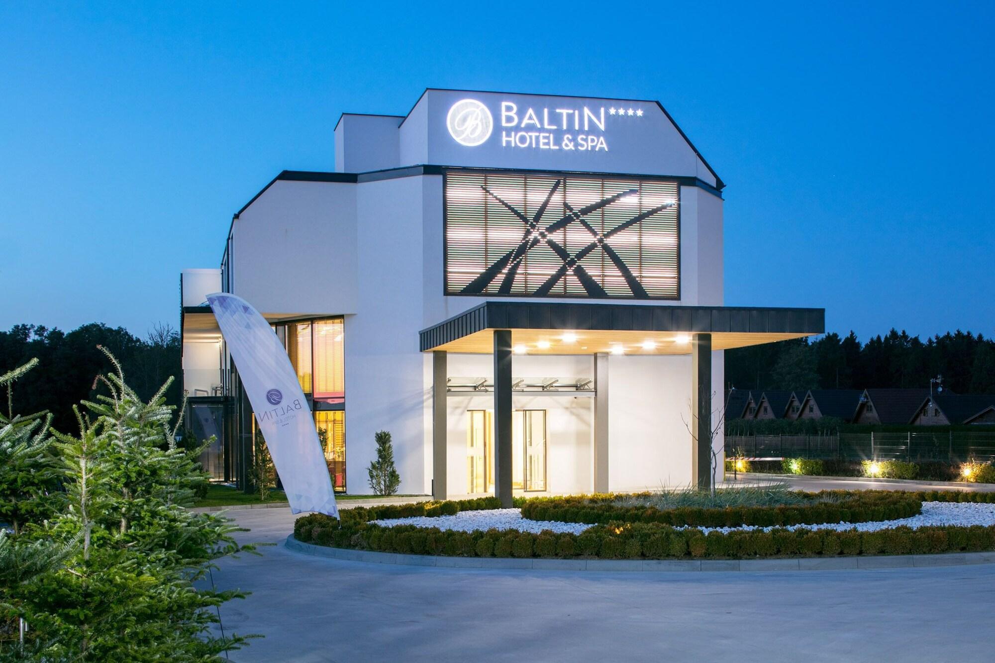 Baltin Hotel & Spa **** ミエルノ エクステリア 写真