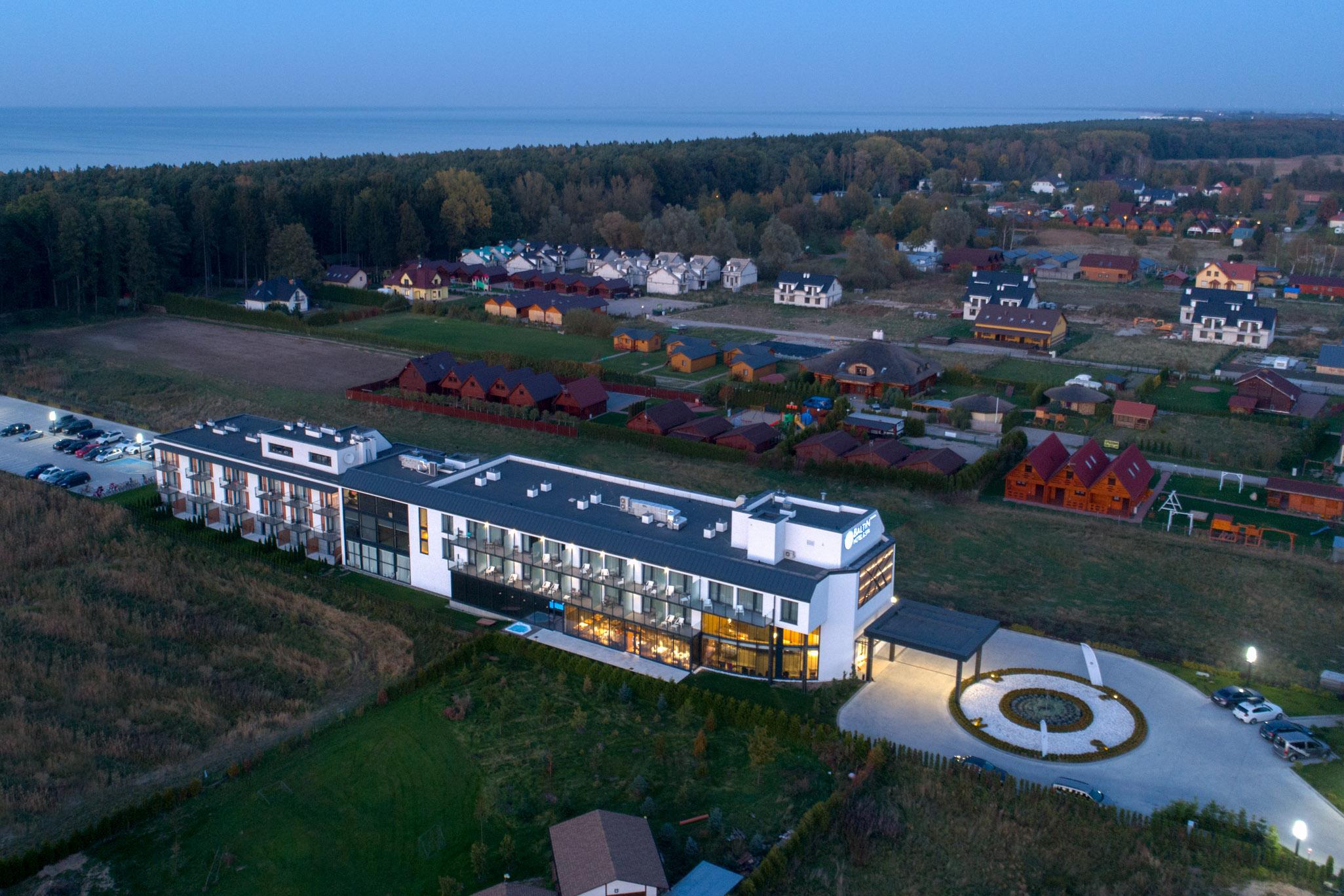 Baltin Hotel & Spa **** ミエルノ エクステリア 写真